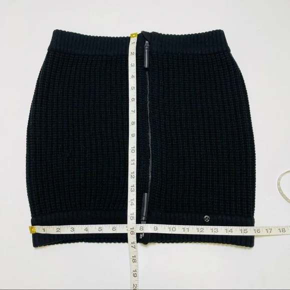 Lululemon Falling Freely Neck Warmer Scarf Knit Zip Up Black OS - Picture 6 of 8